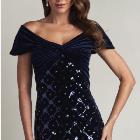 TADASHI SHOJI CCQ20859M deals LOWE SEQUIN NWT - Picture 1 of 7